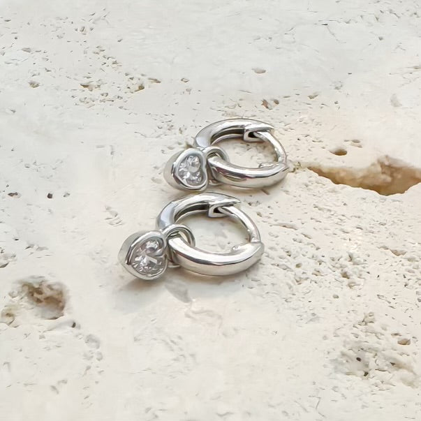 Isabelle Heart Huggies